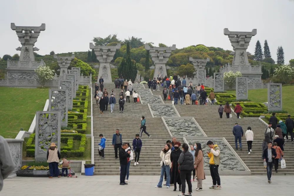 清明祭掃又迎高峰，蓮花公墓讓祭祀的意義再次升華